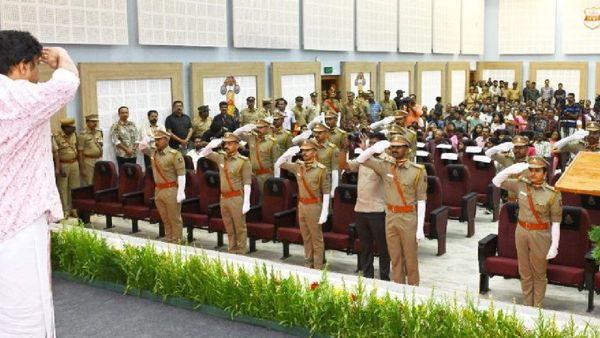 ഏറ്റവും കൂടുതല്‍ ഫയലുകള്‍ തീര്‍പ്പാക്കിയതില്‍ ഗതാഗത വകുപ്പ് രണ്ടാം സ്ഥാനത്ത്; മന്ത്രി ഗണേഷ് കുമാര്‍