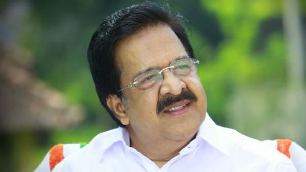 ജനാധിപത്യം ക്രൂരമായി കൊള്ളയടിക്കുന്നു; മഹാരാഷ്ട്രയില്‍ ജനസംഖ്യയേക്കാള്‍ വോട്ടര്‍മാര്‍- ചെന്നിത്തല