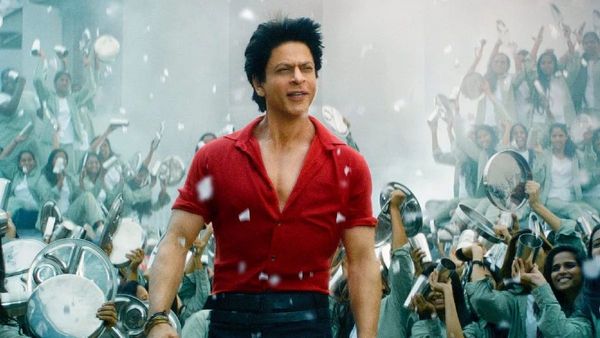 33 വര്‍ഷത്തിനിടെ ആദ്യമായി കിങ് ഖാനെ തേടിയെത്തിയ ദേശീയ അംഗീകാരം; വൈകിപ്പോയെന്ന് ആരാധകര്‍