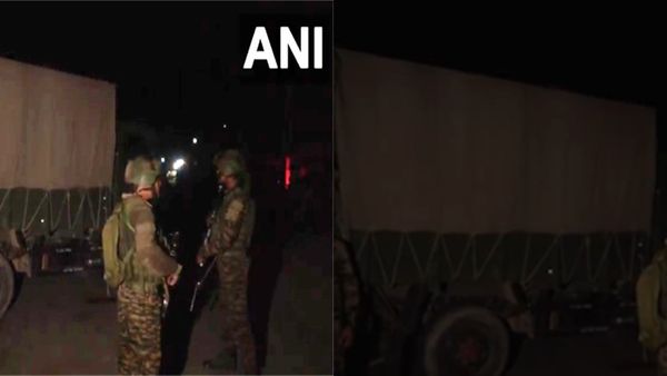 ഇംഫാലിൽ അസം റൈഫിൾസ് ട്രെക്കിന് നേരെ ആക്രമണം; 2 ജവാൻമാർക്ക് വീരമൃത്യു