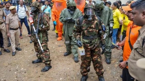 മുംബൈയിലുടനീളം ചാവേര്‍ സ്‌ഫോടനങ്ങള്‍; ഗണേശോത്സവത്തിനിടെ ഒരു കോടി ആളുകളെ കൊല്ലുമെന്ന് ഭീഷണി സന്ദേശം