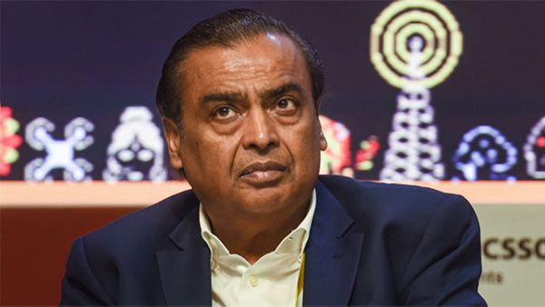 റിലയൻസിന്റെ വമ്പൻ സോളാർ പ്രൊജക്ട്;ഒരുങ്ങുന്നത് 5,50,000 ഏക്കറിൽ,സിംഗപ്പൂരിന്റെ വലുപ്പത്തിന്റെ മൂന്നിരട്ടി