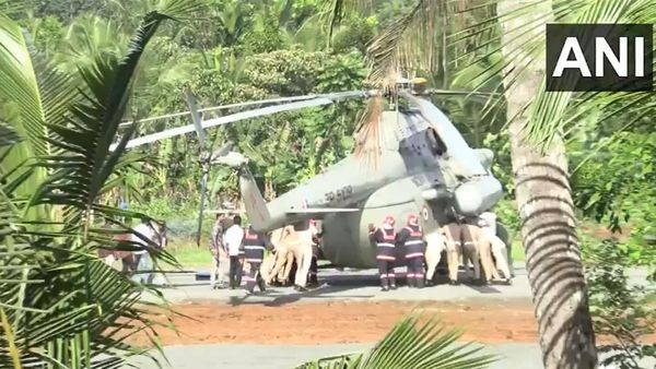 ലാന്‍ഡിംഗിനിടെ ഹെലിപാഡ് തകര്‍ന്നു, രാഷ്ട്രപതി സഞ്ചരിച്ച ഹെലികോപ്ടര്‍ താഴ്ന്നു, തള്ളിനീക്കി പൊലീസ്