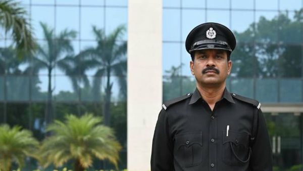 ഏഴാംക്ലാസുകാർക്കും ജോലി: സെക്യൂരിറ്റി സ്റ്റാഫ്, നൈറ്റ് വാച്ച്മാൻ വിഭാഗങ്ങളില്‍ ഉള്‍പ്പെടെ നിരവധി ഒഴിവുകള്‍