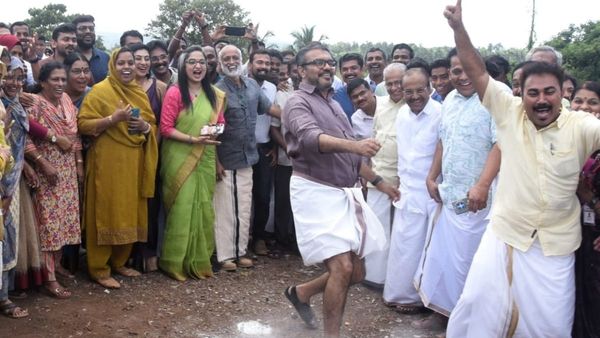 മലപ്പുറം വേറെ ലെവല്‍; മാലിന്യം നീക്കി 4.5 ഏക്കര്‍ തിരിച്ചുപിടിച്ചു, ഇനി ഓപണ്‍ ജിം, ടര്‍ഫ് ഗ്രൗണ്ട്