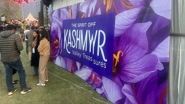 കാശ്മീരിനെ ആവേശം കൊള്ളിച്ച് 'ദി സ്പിരിറ്റ് ഓഫ് കാശ്മീർ'; ആസ്വാദകരുടെ മനം കവർന്ന് സോനു നിഗം