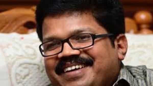 'പത്രിക നൽകാൻ ആളില്ലാത്തതിനാൽ തിരഞ്ഞെടുപ്പ് പ്രക്രിയയെ അട്ടിമറിക്കുന്നു',വിമർശിച്ച് കെകെ രാഗേഷ്