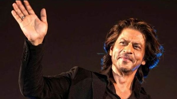 ഈ വര്‍ഷം ഒറ്റ റിലീസില്ല..! എന്നിട്ടും ഇന്ത്യയിലെ ഏറ്റവും സമ്പന്നനായ നടന്‍ ഷാരൂഖ്, ആസ്തി ഇത്ര