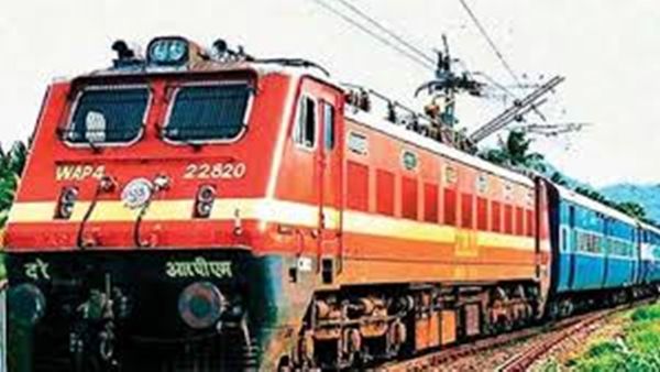  ബെംഗളൂരു മലയാളികൾക്ക് ആശ്വാസം; കേരളത്തിലേക്ക് സ്പെഷ്യൽ ട്രെയിനുകൾ, ബുക്കിങ് തുടങ്ങി