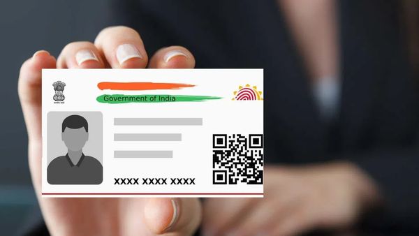 മൊബൈൽ നമ്പറും ഇ-മെയിലും ആധാറുമായി ലിങ്ക് ചെയ്തോ? പരിശോധിക്കേണ്ടത് ഇങ്ങനെ