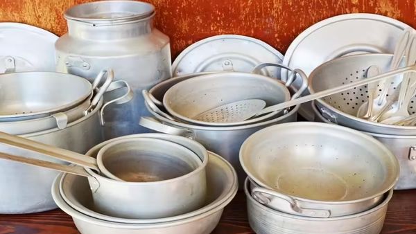 പാചകം അലുമിനിയം പാത്രത്തിലെങ്കിൽ ആരോഗ്യം അപകടത്തിലെന്ന് മുന്നറിയിപ്പ്