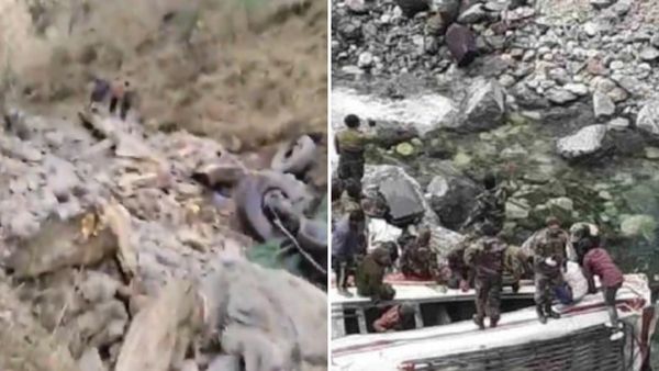 സൈനിക വാഹനം കൊക്കയിലേക്ക് മറിഞ്ഞു; 10 സൈനികർക്ക് വീരമൃത്യു, 7 പേർക്ക് പരിക്ക്