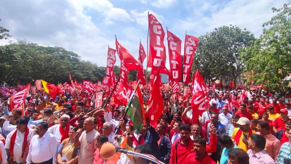 ഫെബ്രുവരി 12ന് ദേശീയ പണിമുടക്ക്; നിങ്ങൾ അറിഞ്ഞിരിക്കേണ്ട കാര്യങ്ങൾ