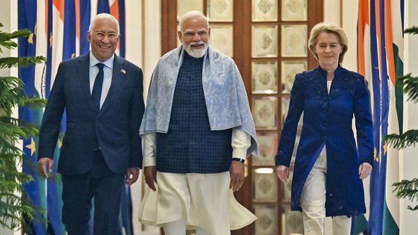 കരാറില്‍ ഒപ്പുവെച്ച് ഇന്ത്യയും യൂറോപ്യന്‍ യൂണിയനും; ബിഎംഡബ്ല്യു കാറിനും ബിയറിനും വില കുറയും