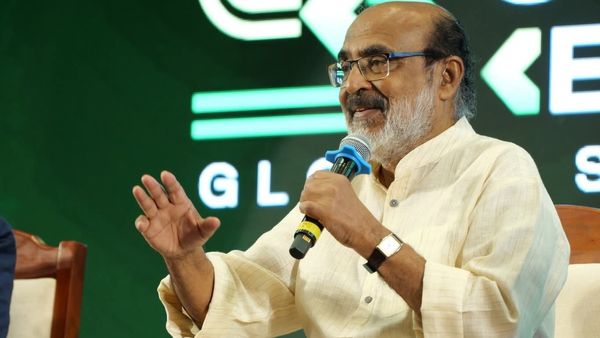 'സാധാരണ സംഘികൾക്ക് മറുപടി പറയാറില്ല, ദാരിദ്ര്യം ഏതാണ്ട് ഇല്ലാതാക്കിയ സംസ്ഥാനമാണ് കേരളം'; തോമസ് ഐസക്