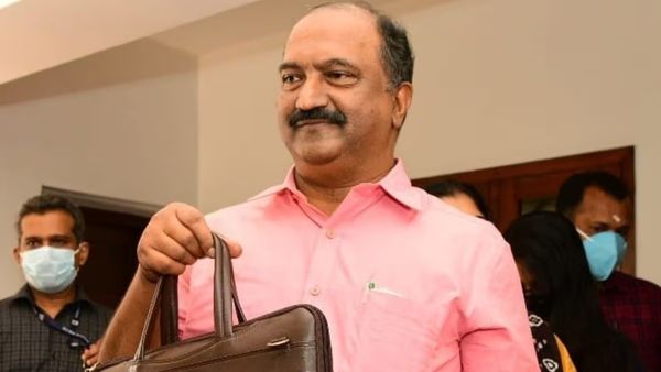 കേരള ബജറ്റ് ചരിത്രത്തിലെ 'റെക്കോർഡ്' വീരന്മാർ ആരൊക്കെ?