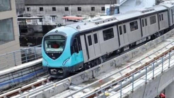കൊച്ചി മെട്രോയുടെ വമ്പൻ ഓഫർ; മൊബൈൽ ക്യൂആർ ടിക്കറ്റുകൾക്ക് 15% കിഴിവ്