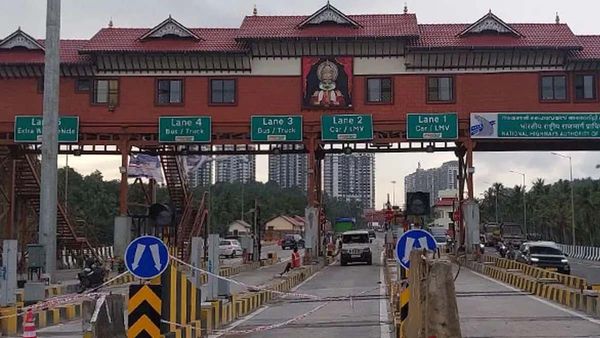 കോഴിക്കോട് ബൈപ്പാസില്‍ നാളെ മുതല്‍ ടോള്‍ കൊടുക്കണം..! നിരക്കുകള്‍ ഇങ്ങനെ, 340 രൂപയ്ക്ക് പാസ്