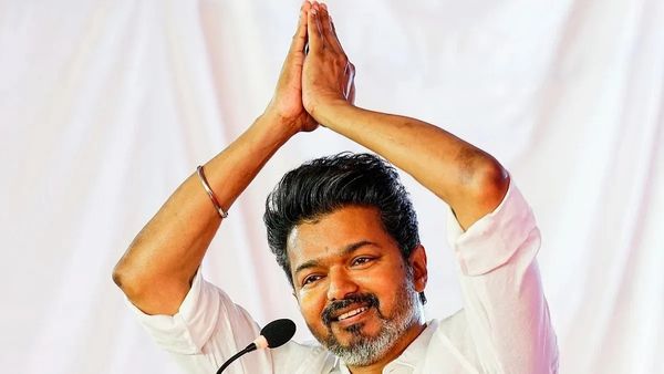 41 പേരുടെ മരണത്തിന് ഉത്തരവാദി അല്ലേ താങ്കൾ? വിജയ്‌യോട് എഐഎഡിഎംകെ, സഖ്യമില്ലെന്ന് ഉറപ്പായി