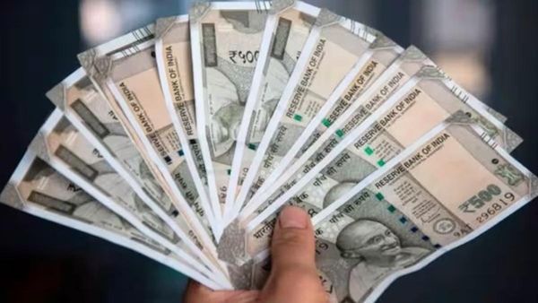 സുപ്രധാന തീരുമാനവുമായി സംസ്ഥാന സർക്കാർ; മിനിമം വേതനം വർധിപ്പിച്ചു..എത്രയെന്ന് അറിയാം