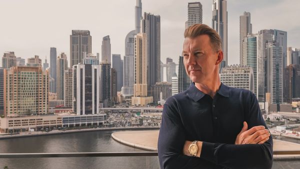 ദുബായിലേക്ക് താമസം മാറ്റി ബ്രെറ്റ് ലീയും! കാരണം സീറോ നികുതി മാത്രമല്ല, എല്ലാവര്‍ക്കും ദുബായ് മതി