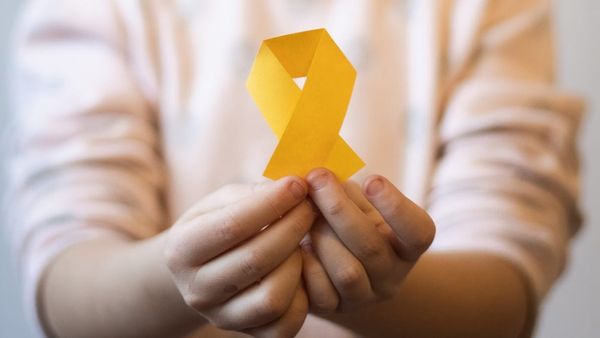 കുട്ടികളിലെ ക്യാൻസർ; പേടിക്കണ്ട, ഈ ലക്ഷണങ്ങൾ നേരത്തെ തിരിച്ചറിഞ്ഞാൽ മതി!