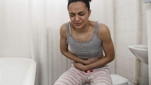 രാവിലെ വയർ ക്ലിയറാകുന്നില്ലേ? ഈ 5 ശീലങ്ങൾ മതി എല്ലാം ശരിയാകും