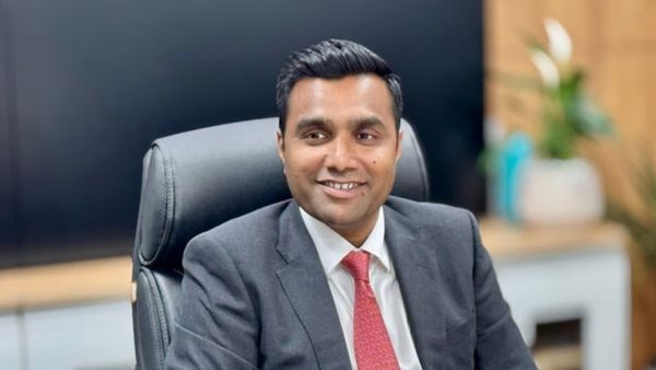 കമ്പനിയുടെ മൂലധന വിനിയോഗ തന്ത്രങ്ങൾ വെളിപ്പെടുത്തി കരൺ അദാനി; 'നിക്ഷേപം ആ 3 പ്രധാന മേഖലകളിൽ'