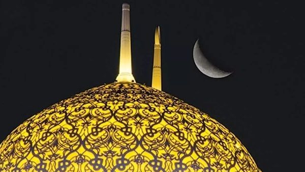 ഒമാനിലെ പ്രവാസികൾക്ക് കോളടിച്ചു! ഇത്തവണ ചെറിയ പെരുന്നാളിന് നീണ്ട അവധി