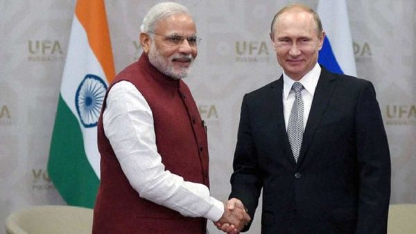 ഇന്ത്യ റഷ്യയില്‍ നിന്ന് എണ്ണ ഇറക്കുമതി നിര്‍ത്താന്‍ പോകുന്നു? പ്രതികരിച്ച് ക്രെംലിന്‍