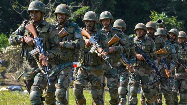 നാവികസേനയില്‍ അഗ്നിവീറാകാം.. ആര്‍ക്കൊക്കെ അപേക്ഷിക്കം? അറിയേണ്ടതെല്ലാം