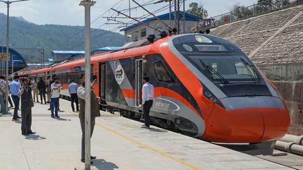 ബെംഗളൂരിലേക്ക് വന്ദേഭാരത് സ്ലീപ്പർ ; അനുമതി നൽകി റെയിൽവെ മന്ത്രി..റൂട്ട് ഇങ്ങനെ