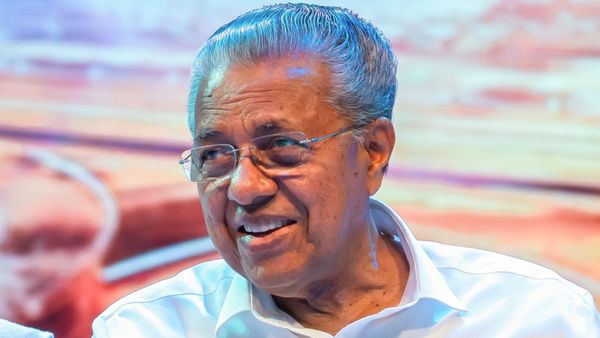 'അമൂല്യമായ ധാതുസമ്പത്ത് സ്വകാര്യ കുത്തകകൾക്ക് നൽകാൻ കേന്ദ്ര നീക്കം, യുഡിഎഫ് കുടപിടിക്കുന്നു'; പിണറായി വിജയൻ