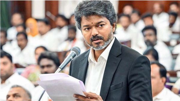 വന്ദേമാതരമല്ല.. ആദ്യം പാടുക തമിഴ് ഗാനം; കേന്ദ്രത്തോട് വിജയ്, പ്രമേയം പാസാക്കി നിയമസഭ