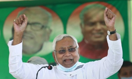 ମୁଖ୍ୟମନ୍ତ୍ରୀ ଭାବେ ସପ୍ତମ ପାଳି ଆରମ୍ଭ କରିବେ ନୀତିଶ୍ କୁମାର, ଉପମୁଖ୍ୟମନ୍ତ୍ରୀ ପଦ ନେଇ ଛିଡୁନି ଅଙ୍କ