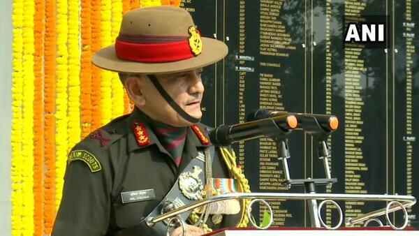 ବିଜୟ ଦିବସ : ଗଲଓ୍ୱାନ ଘାଟି ସଂଘର୍ଷ ପରେ ଭାରତ-ଚୀନ ସେନା ମଧ୍ୟରେ ବିଶ୍ୱାସ ହ୍ରାସ ପାଇଛି; ଲେଫ୍ଟନାଣ୍ଟ ଜେନେରାଲ ଅନିଲ ଚୌହାନଙ୍କ