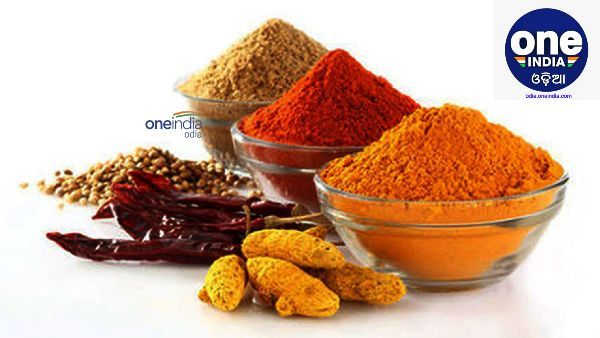 ଧରାପଡିଲା ମସଲା କମ୍ପାନୀର ଅସଲ ଚେହେରା ! ମସଲାରେ ମିଶୁଛି ଗଧ ମଳ, ଘାସ, ନକଲି ରଙ୍ଗ ଓ ଏସିଡ୍