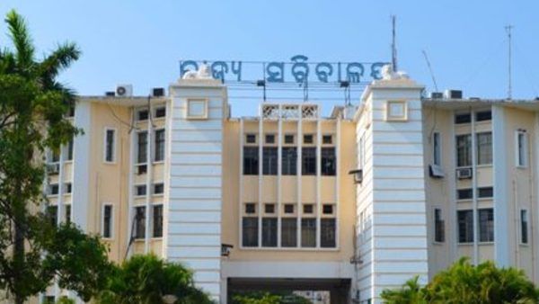 ଖୋଲିବ ପିଏଚଡି ଓ ଏମଫିଲ୍ ଛାତ୍ରଛାତ୍ରୀଙ୍କ ଗବେଷଣାଗାର : ଚିଠି ଲେଖିଲେ ଉଚ୍ଚଶିକ୍ଷା ସଚିବ