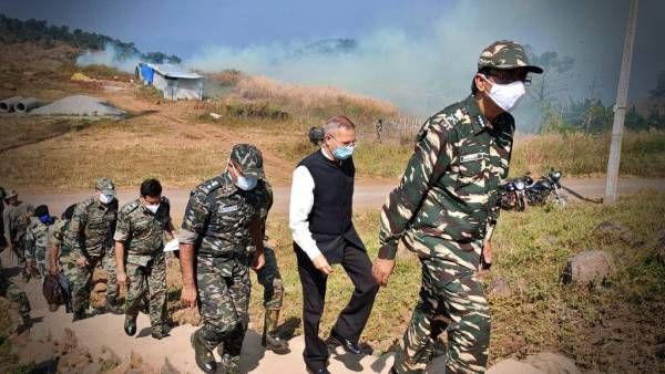 ସ୍ୱାଭିମାନ ଅଞ୍ଚଳ ଗସ୍ତରେ ପୋଲିସ ଡିଜି, କଲେ ସ୍ଥିତି ସମୀକ୍ଷା