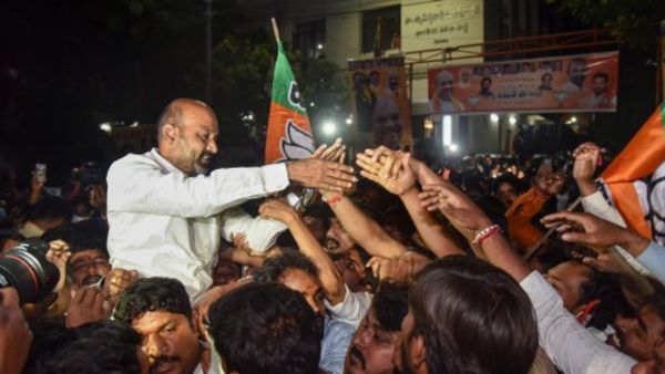 ଗ୍ରେଟର ହାଇଦ୍ରାବାଦ ମହାନଗର ନିଗମ ନିର୍ବାଚନରେ ଟିଆରଏସ୍ କୁ ବିଜେପିର ଝଟକା