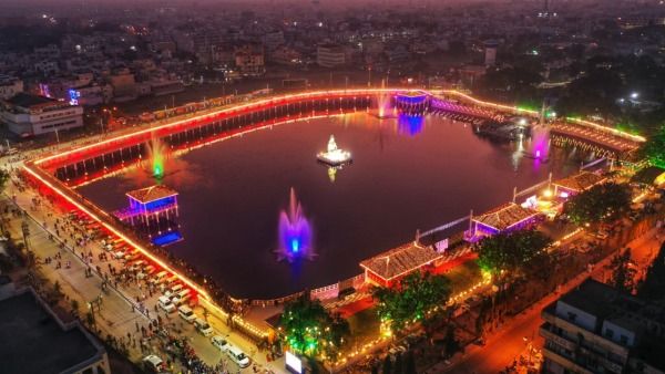 ବ୍ରହ୍ମପୁର ରାମଲିଙ୍ଗେଶ୍ବର ଜଳାଶୟର ପୁନରୁଦ୍ଧାର ଓ ସୌନ୍ଦର୍ଯ୍ୟକରଣ କାର୍ଯ୍ୟର ଲୋକାର୍ପିତ କଲେ ମୁଖ୍ୟମନ୍ତ୍ରୀ