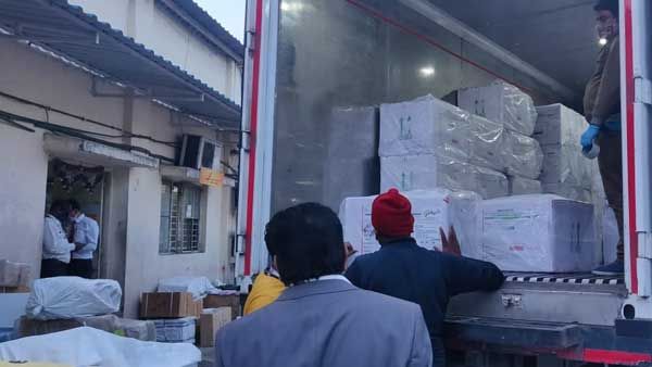 ଟୀକାକରଣ ପାଇଁ ଭାରତ ପ୍ରସ୍ତୁତ... ସେରମ୍ ଇନଷ୍ଟିଚ୍ୟୁଟରୁ ଗଲା ପ୍ରଥମ ପର୍ଯ୍ୟାୟ ଟିକା