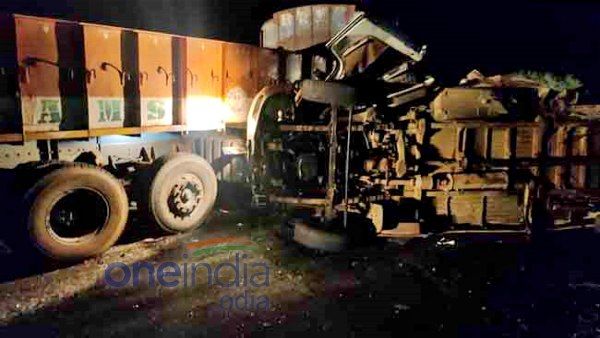 ଆନ୍ଧ୍ରପ୍ରଦେଶର କୁର୍ଣ୍ଣୁଲରେ ଭୟଙ୍କର ସଡ଼କ ଦୁର୍ଘଟଣା; ଗଲାଣି 14 ଜଣଙ୍କ ପ୍ରାଣ