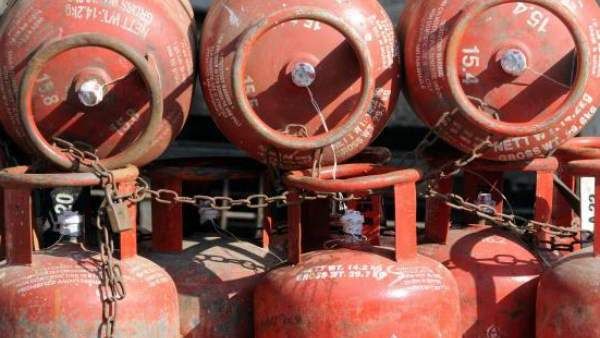 LPG ସିଲିଣ୍ଡରରେ ଏବେ 700 ଟଙ୍କା ବଞ୍ଚାନ୍ତୁ: ଏହି ଉପାୟରେ ଲାଭ ଉଠାନ୍ତୁ