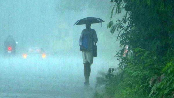 ଅମ୍ଫାନ ଓ ଫନି ପରେ ମେ' ମାସରେ ଆସିବାକୁ ଯାଉଛି ଆଉ ଏକ ବାତ୍ୟା ! ଜାଣନ୍ତୁ କଣ କହୁଛି ଆକଳନ