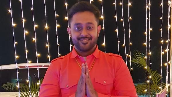 ଟିକେଟ୍ ପରେ ଭାବବିହ୍ୱଳ ହେଲେ ରୁଦ୍ର : କହିଲେ ମା'-ବାପାଙ୍କ ବିନା ମୁଁ ଅଧୁରା, ସବୁ ସ୍ୱପ୍ନ ପୂରଣ କରିବି