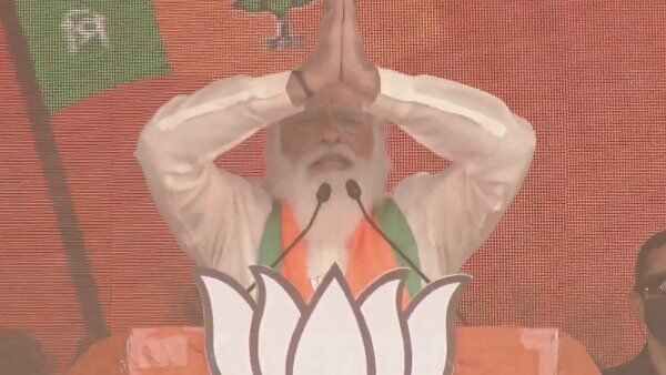 west bengal election 2021: ଦିଦିଙ୍କ ଗଡରେ ମୋଦି; କହିଲେ, TMCର କାଦୁଅ ଯୋଗୁଁ ଏଠାରେ ପଦ୍ମ ଫୁଟିବ