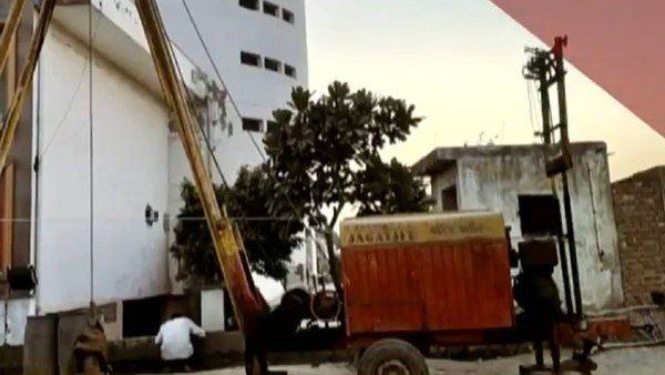 Farmers Protest : ସିଙ୍ଗୁ ସୀମାରେ ବୋରୱେଲ ଖୋଳିଲେ କୃଷକ, ବିଜେପି କହିଲା ପ୍ରଦର୍ଶନକାରୀ ନୁହେଁ, 'ଅରାଜକ' ସବୁ