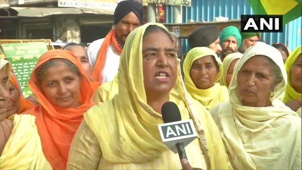 ଅନ୍ତର୍ଜାତୀୟ ମହିଳା ଦିବସରେ କୃଷକ ଆନ୍ଦୋଳନର ନେତୃତ୍ୱ ନେବାକୁ ଦିଲ୍ଲୀ ପହଞ୍ଚିଲେ ହଜାର ହଜାର ମହିଳା