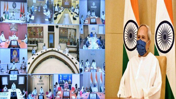 ମୁଖ୍ୟମନ୍ତ୍ରୀଙ୍କ କରୋନା ସମୀକ୍ଷା: ଔଷଧ ଓ ଅକ୍ସିଜେନ ଠିକ୍ ସମୟରେ ଯୋଗାଇବା ସହିତ ତ୍ରୃଟିଶୂନ୍ୟ ଯୋଜନା ପାଇଁ ନିର୍ଦ୍ଦେଶ